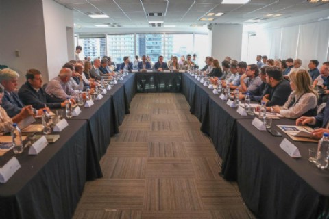 Entre Ríos impulsa una agenda de planificación foresto industrial junto al CFI y otras provincias