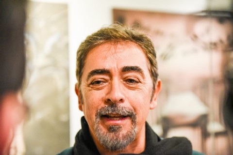 Claudio Osán, el artista entrerriano especializado en la figura humana que conquista el mundo