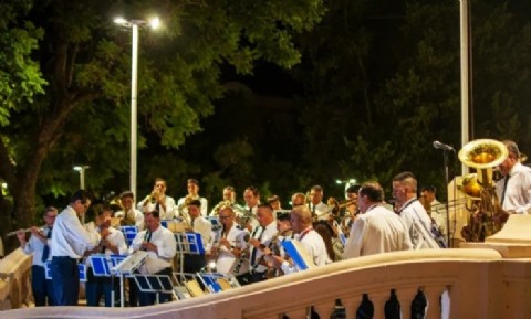 Victoria: crisis de liderazgo en la Banda Municipal y el impacto del entorno político de Castagnino