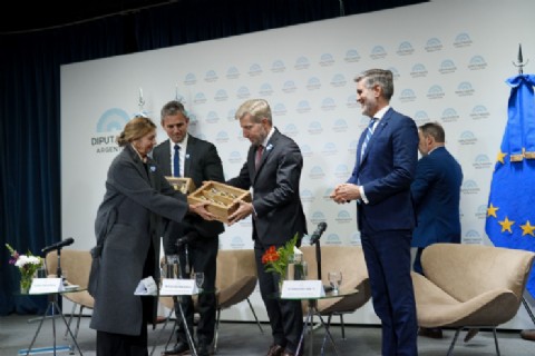 VIDEO | Frigerio presentó el potencial apícola de Entre Ríos en la Semana de la Miel