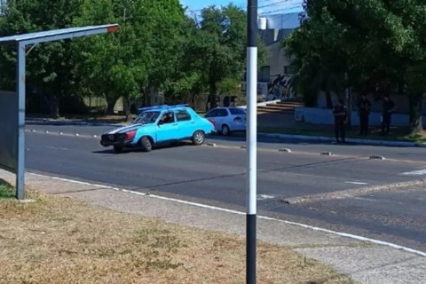 Concordia: intentó bajarse de un auto en movimiento y terminó atropellada por el mismo vehículo