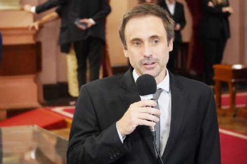 El diputado Rossi rechazó la Resolución que elimina la obligación de emitir programas locales