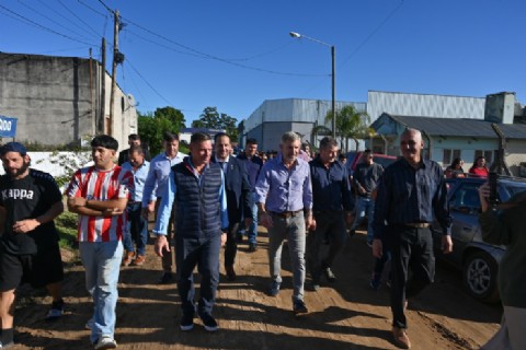 VIDEO | Frigerio recorrió zonas de operativos contra el narcotráfico en Concordia y dialogó con vecinos