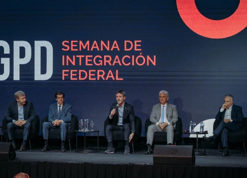 VIDEO | Frigerio participó de una jornada de formación política ante 400 jóvenes