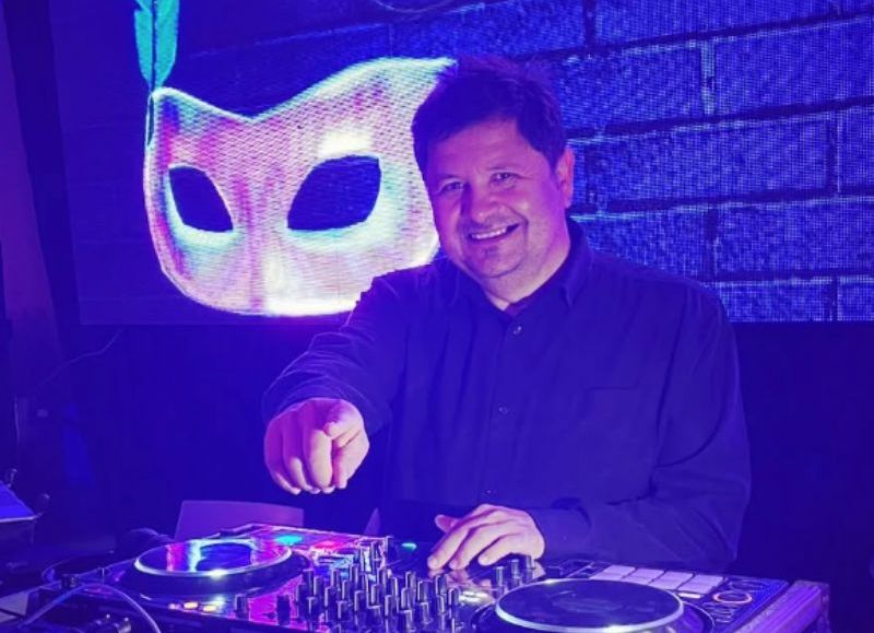 DJ Gustavo "Pako" Redondo: el alma detrás de las fiestas más recordadas de Paraná