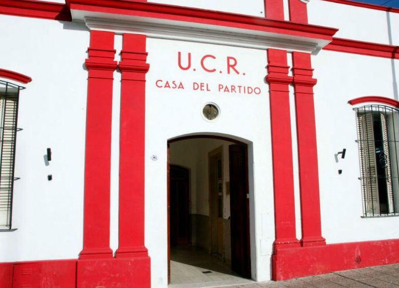 Dirigentes radicales repudiaron el ataque a la sede del Comité Nacional