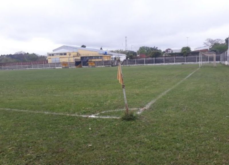 Tragedia en la provincia: murió un jugador de fútbol veterano tras sufrir una descompensación