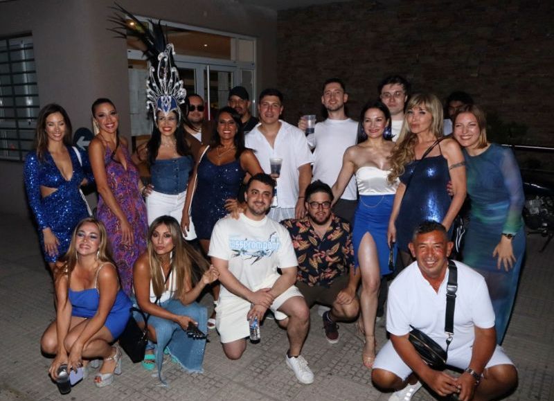 VIDEO | Figuras del espectáculo en la comparsa O´Bahía en Gualeguaychú