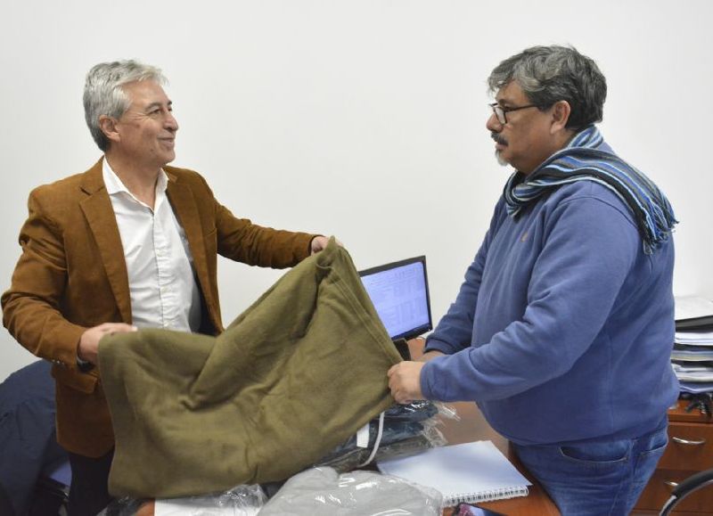 Entre Ríos comenzó la entrega de frazadas para reforzar la asistencia ante el frío