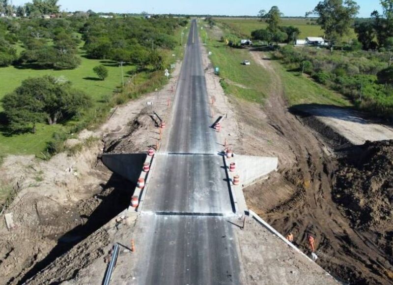 Avanza la obra de acceso a Santa Elena: el nuevo puente ya se encuentra habilitado