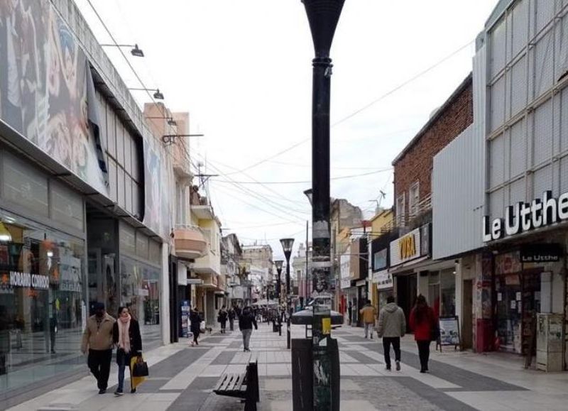 Feriado del Santo Patrono en Paraná: cómo funcionarán los comercios este  viernes