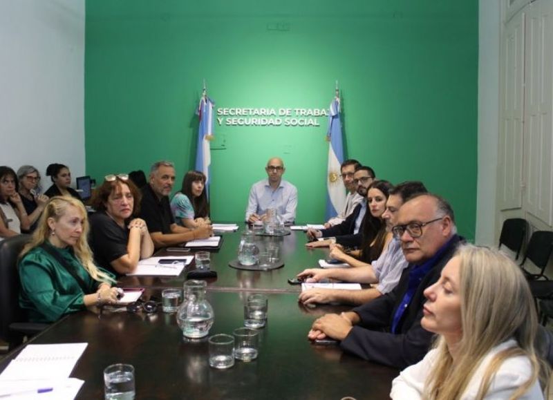 El gobierno provincial presentó una propuesta salarial a los estatales