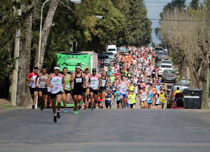 VIDEO | Libertador San Martín se prepara para la 36 Media Maratón de la Salud